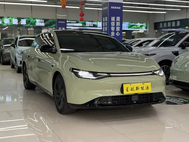 Leapmotor C01 — Фото автомобиля 3