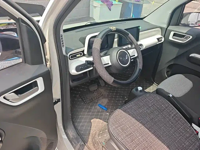 Wuling Hongguang Mini EV — Фото автомобиля 15