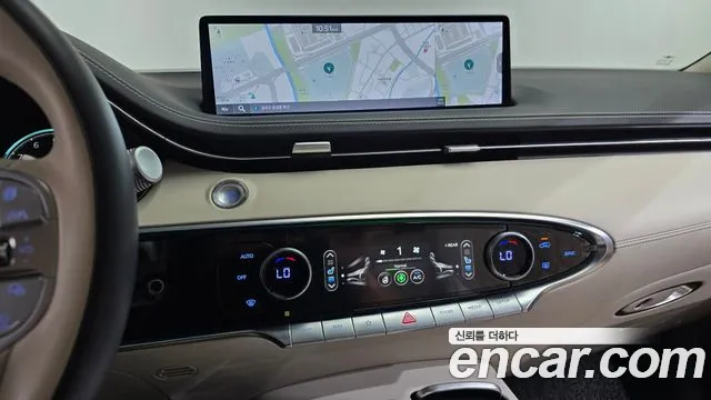 Genesis GV70 — Фото автомобиля 18