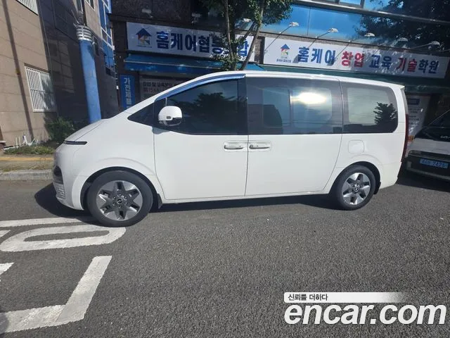 Hyundai Staria — Фото автомобиля 3