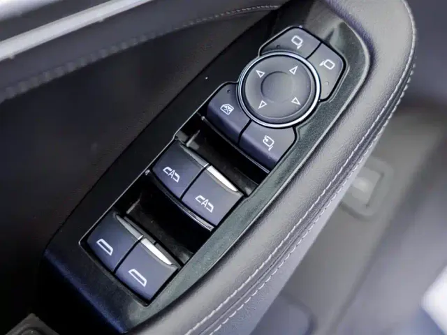 Cadillac CT5 — Фото автомобиля 14