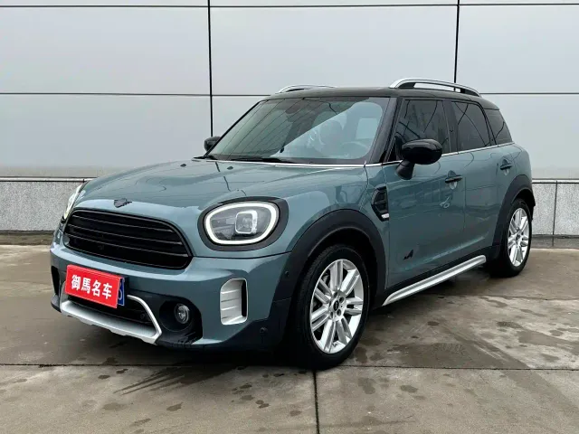Фотография автомобиля — MINI COUNTRYMAN