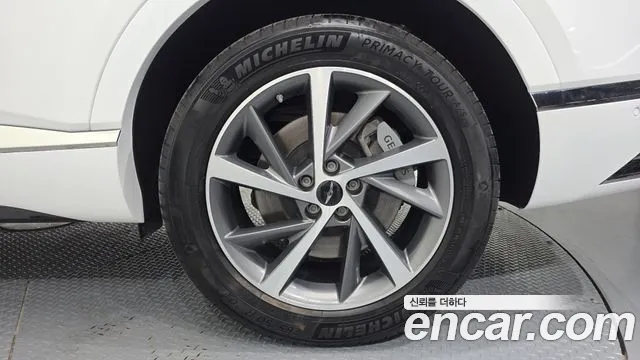 Genesis GV80 — Фото автомобиля 21