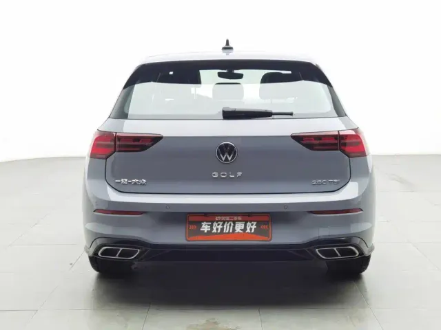 Volkswagen Golf — Фото автомобиля 4