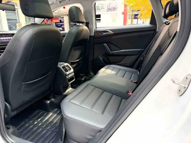 Volkswagen Tharu — Фото автомобиля 9
