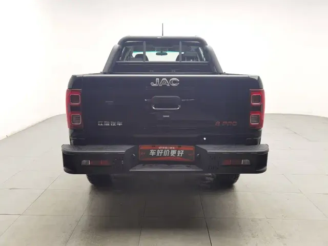 JAC Motors JAC T8 — Фото автомобиля 4