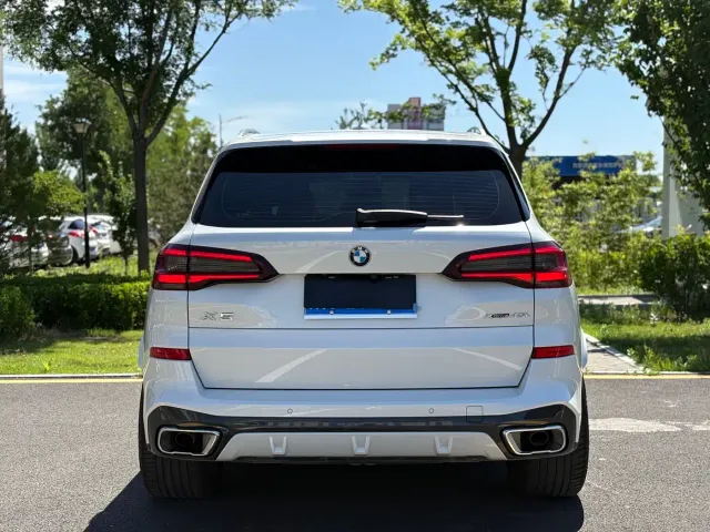 BMW X5 — Фото автомобиля 6