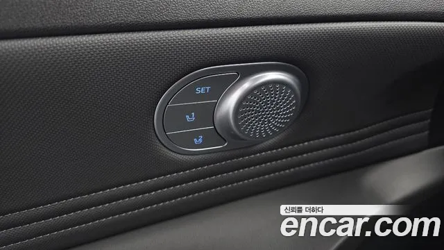 Hyundai Avante CN7 — Фото автомобиля 18