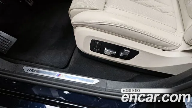 BMW X6 xDrive40i M Sport — Фото автомобиля 27