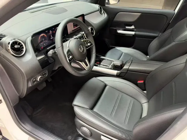 Mercedes-Benz GLA-Class — Фото автомобиля 11