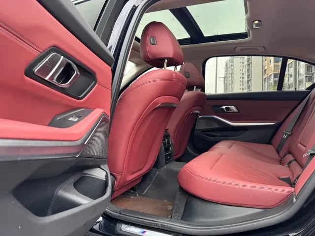 BMW 3 Series — Фото автомобиля 10