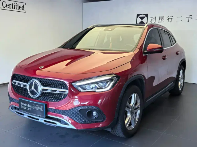 Фотография автомобиля — Mercedes-Benz GLA-Class