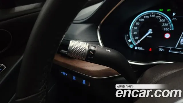 Genesis G80 Бензин 2.5 турбо 2WD — Фото автомобиля 25