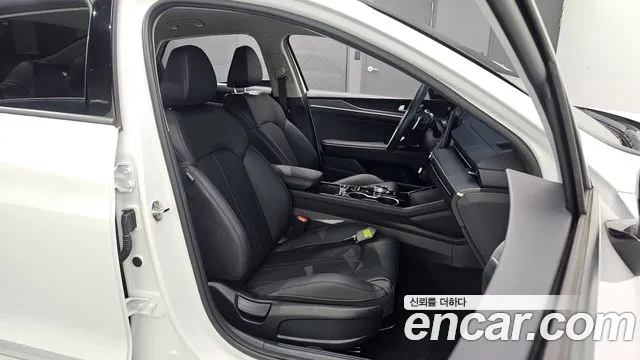 Kia K5 Generation 3 — Фото автомобиля 16