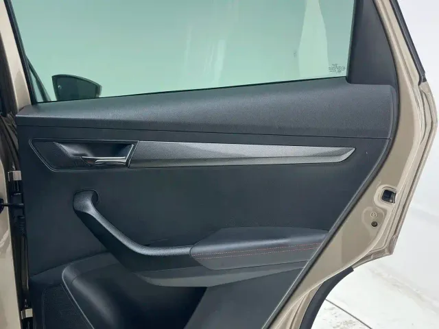 Skoda Karoq — Фото автомобиля 22
