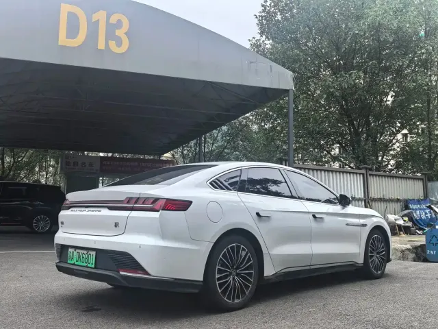 BYD Han — Фото автомобиля 4