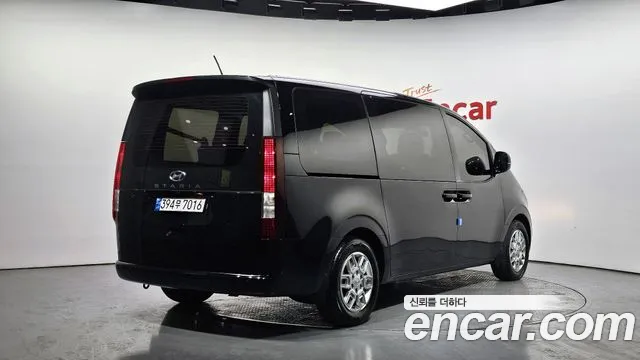 Hyundai Staria Staria Tourer 9 мест — Фото автомобиля 2