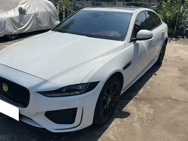 Фотография автомобиля — Jaguar XEL