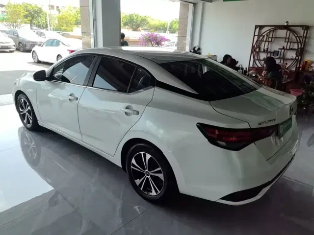 Nissan Sylphy — Фото автомобиля 4