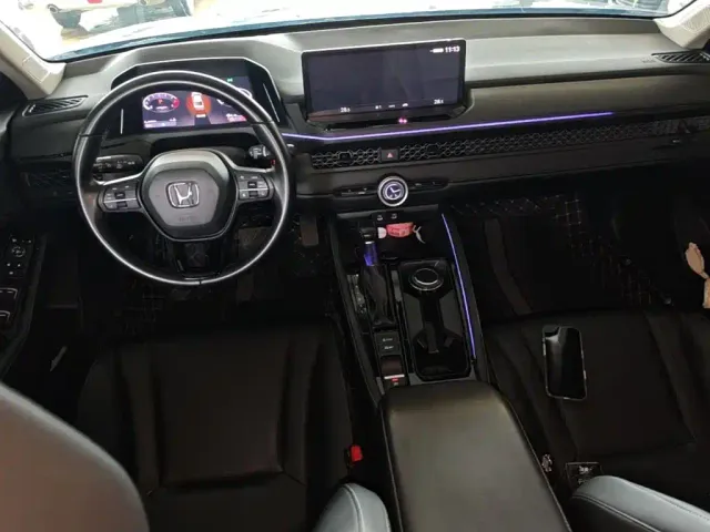 Honda Accord — Фото автомобиля 9