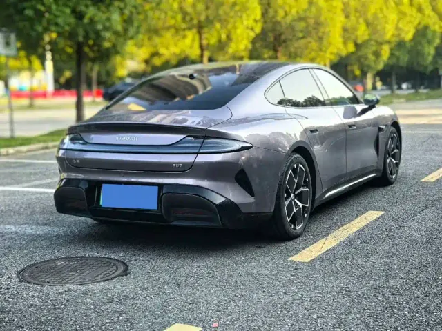 Xiaomi SU7 — Фото автомобиля 11