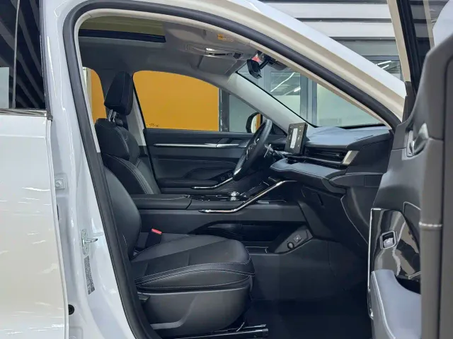 Haval H6 — Фото автомобиля 9