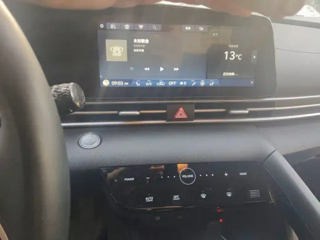 Hyundai Elantra — Фото автомобиля 14