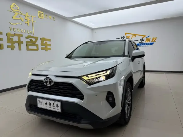 Фотография автомобиля — Toyota RAV4
