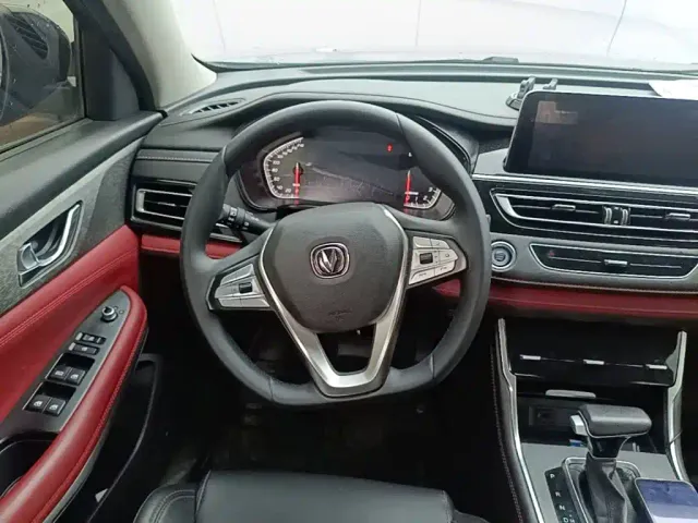 Changan CS75 — Фото автомобиля 10