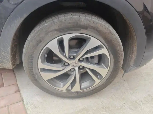 Buick Envision S — Фото автомобиля 6