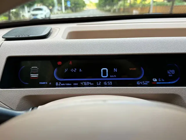 Geely Panda — Фото автомобиля 10