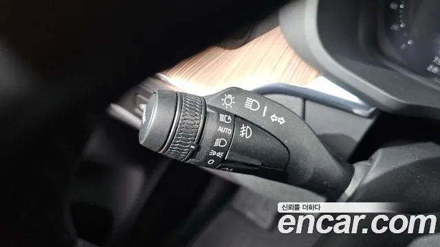 Volvo XC60 Generation 2 — Фото автомобиля 30