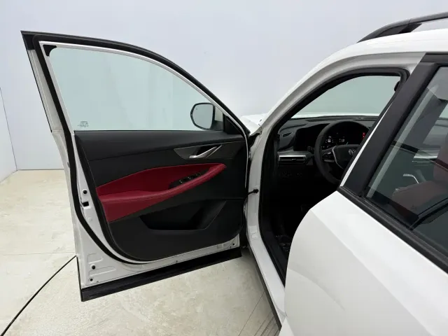 Changan CS35 Plus — Фото автомобиля 10