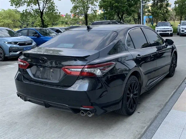 Toyota Camry — Фото автомобиля 8