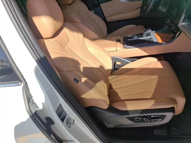 GAC Trumpchi ES9 — Фото автомобиля 24