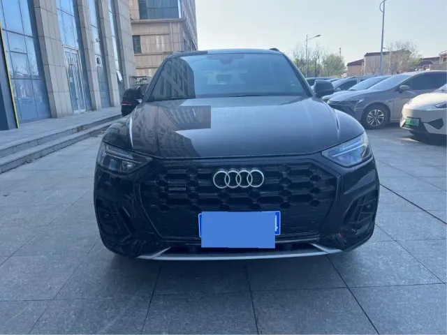 Audi Q5L — Фото автомобиля 2
