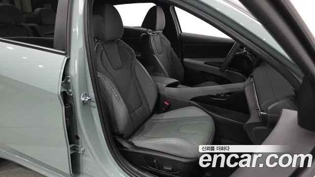 Hyundai Avante CN7 — Фото автомобиля 26