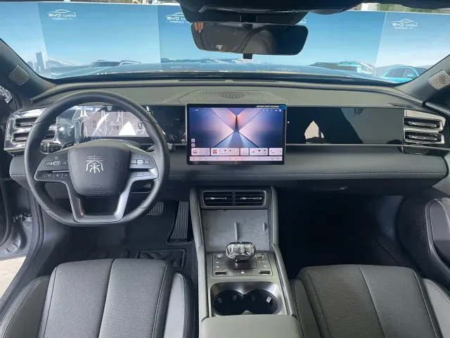 BYD Qin L — Фото автомобиля 11