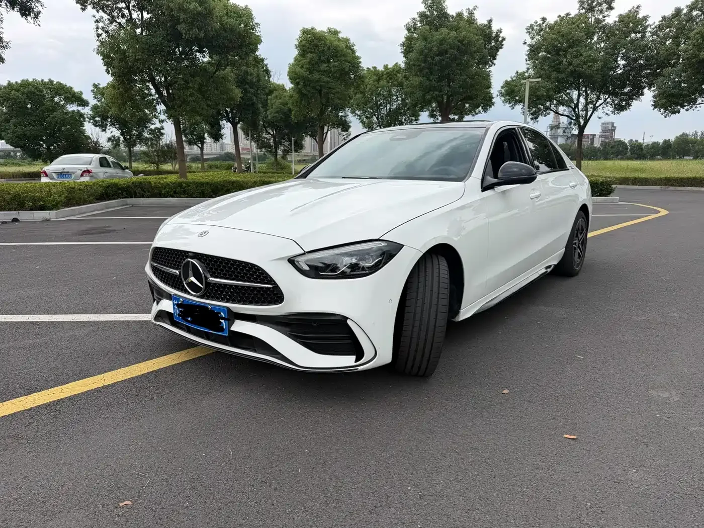 Mercedes-Benz Mercedes-Benz C-Class 2024 C 260 L Night Edition Sport — Фото автомобиля 2