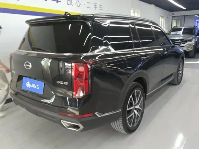 GAC Trumpchi GS8 — Фото автомобиля 3