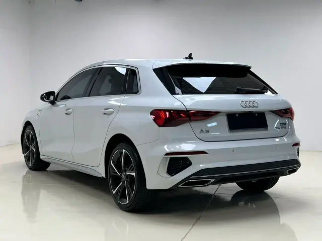 Audi A3 — Фото автомобиля 12