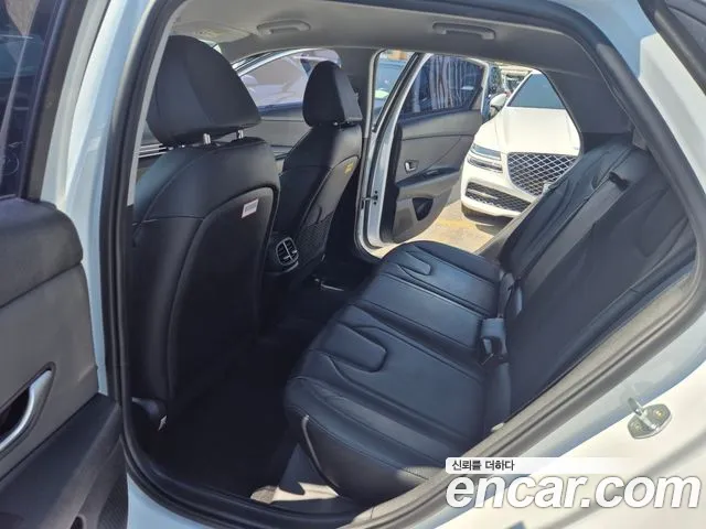 Hyundai AVANTE Avante (CN7) — Фото автомобиля 11