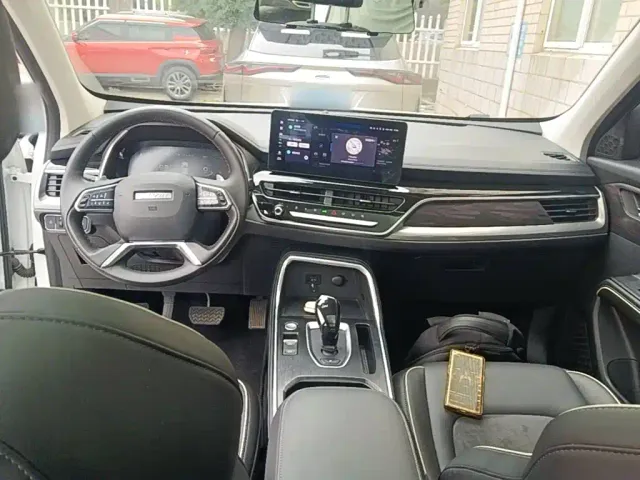 Haval H6 — Фото автомобиля 9