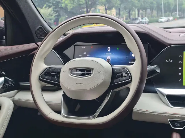Geely Xingyue L — Фото автомобиля 8