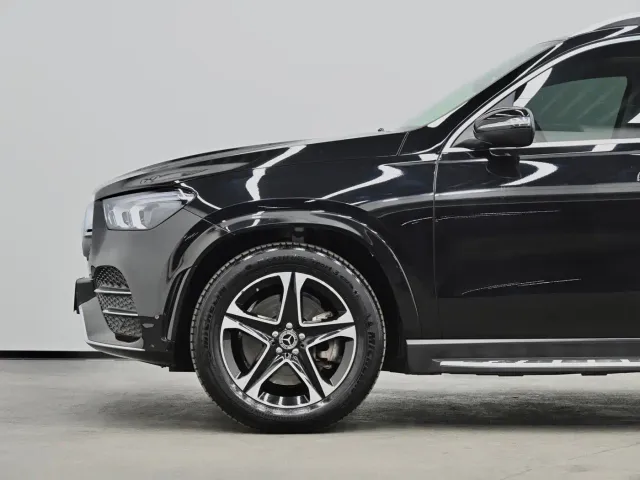 Mercedes-Benz GLE-Class — Фото автомобиля 25