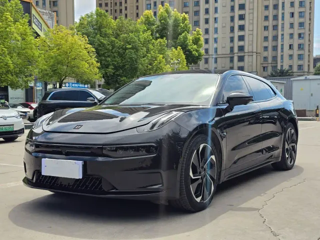 Фотография автомобиля — Zeekr 001