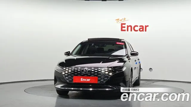 Hyundai Grandeur Grandeur (New) — Фото автомобиля 3