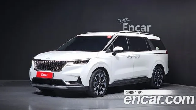 Фотография автомобиля — Kia Carnival Generation 4