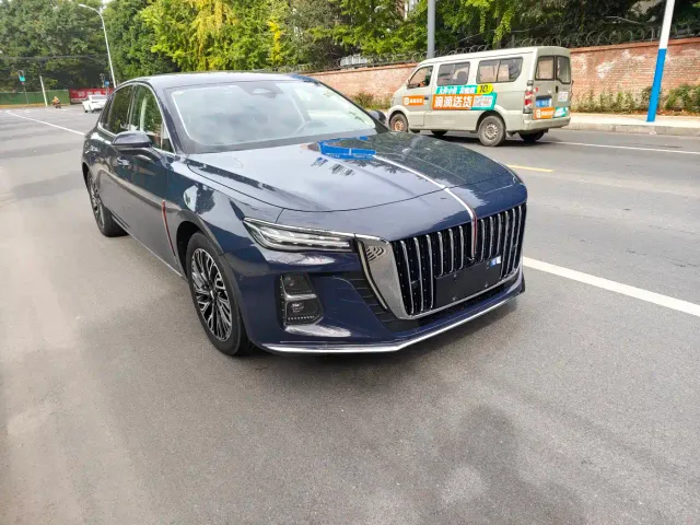 Hongqi H5 — Фото автомобиля 3