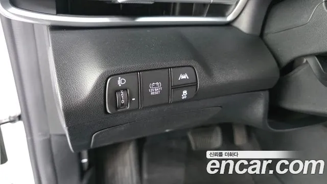 Hyundai Avante CN7 — Фото автомобиля 11
